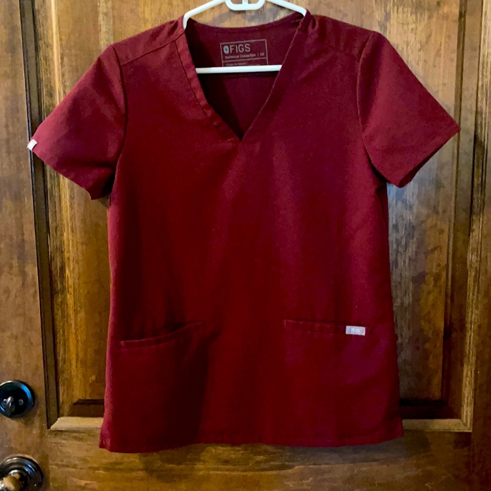 Figs maroon top